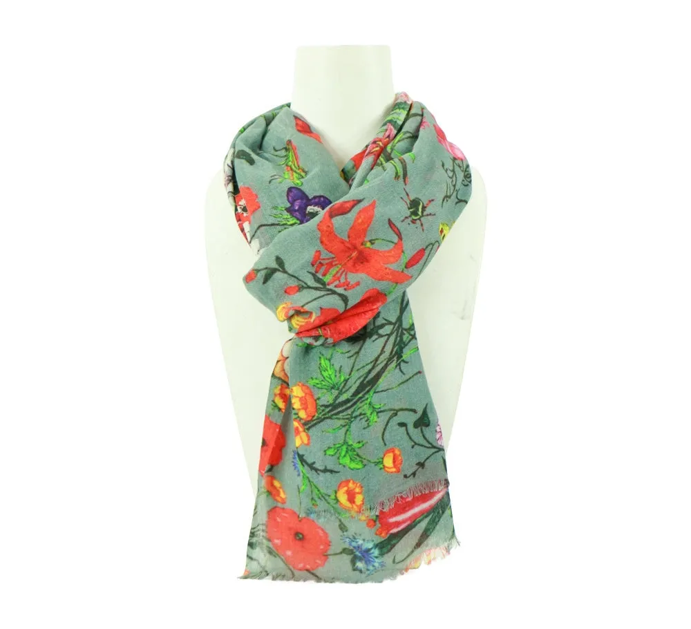 Bugs And Blooms Stole