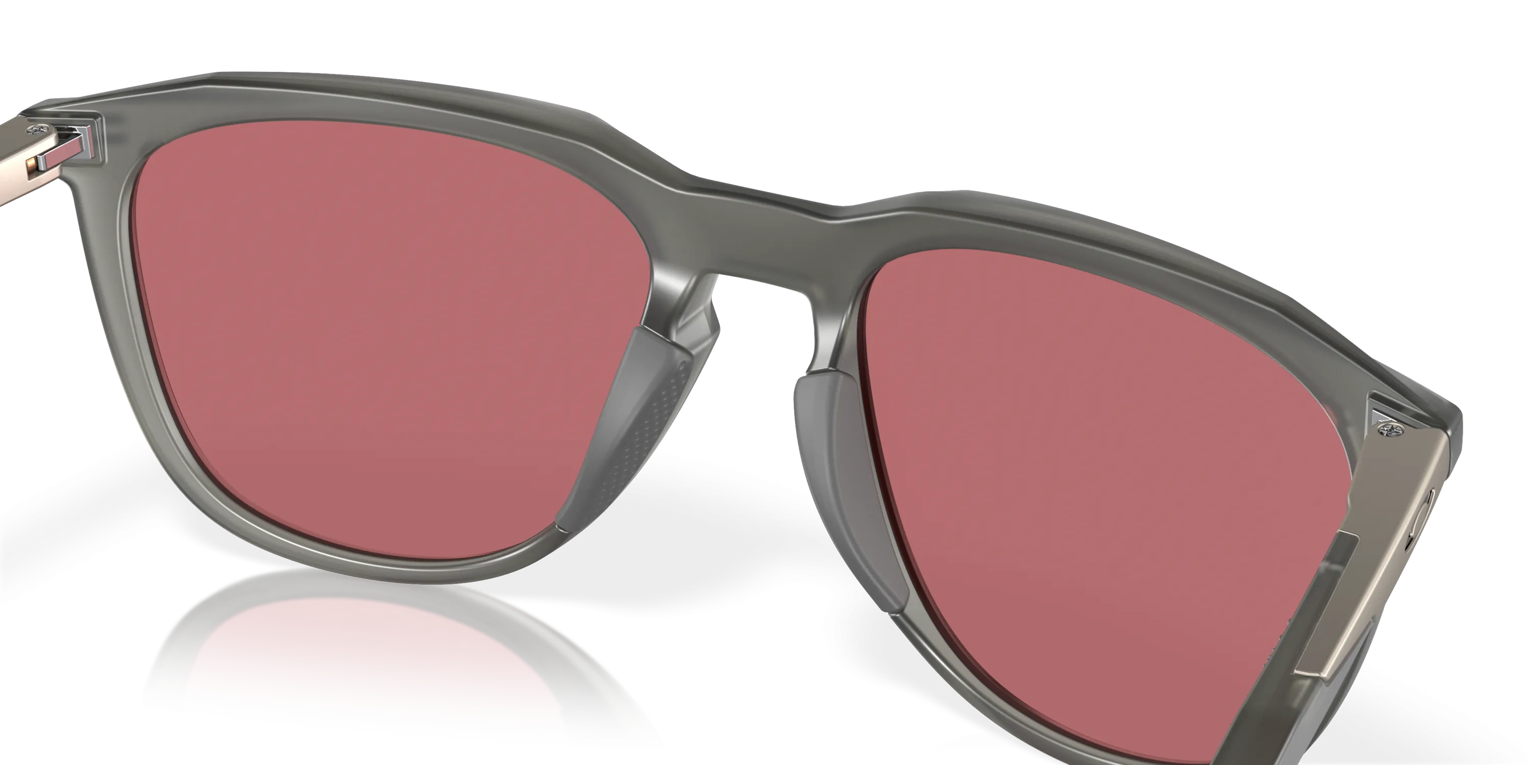 Oakley Thurso